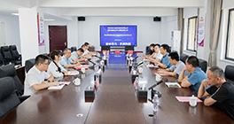 助力生长 共建平台 |重庆尊龙凯时集团与岳阳市城运集团签约仪式乐成举行